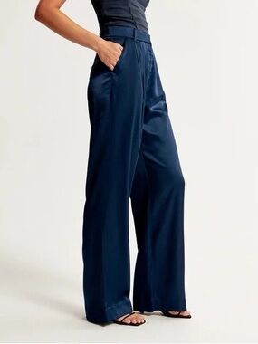 Abercrombie Satin Sloane Tailored Wide-Leg Pants in Blue Size 6 Tall